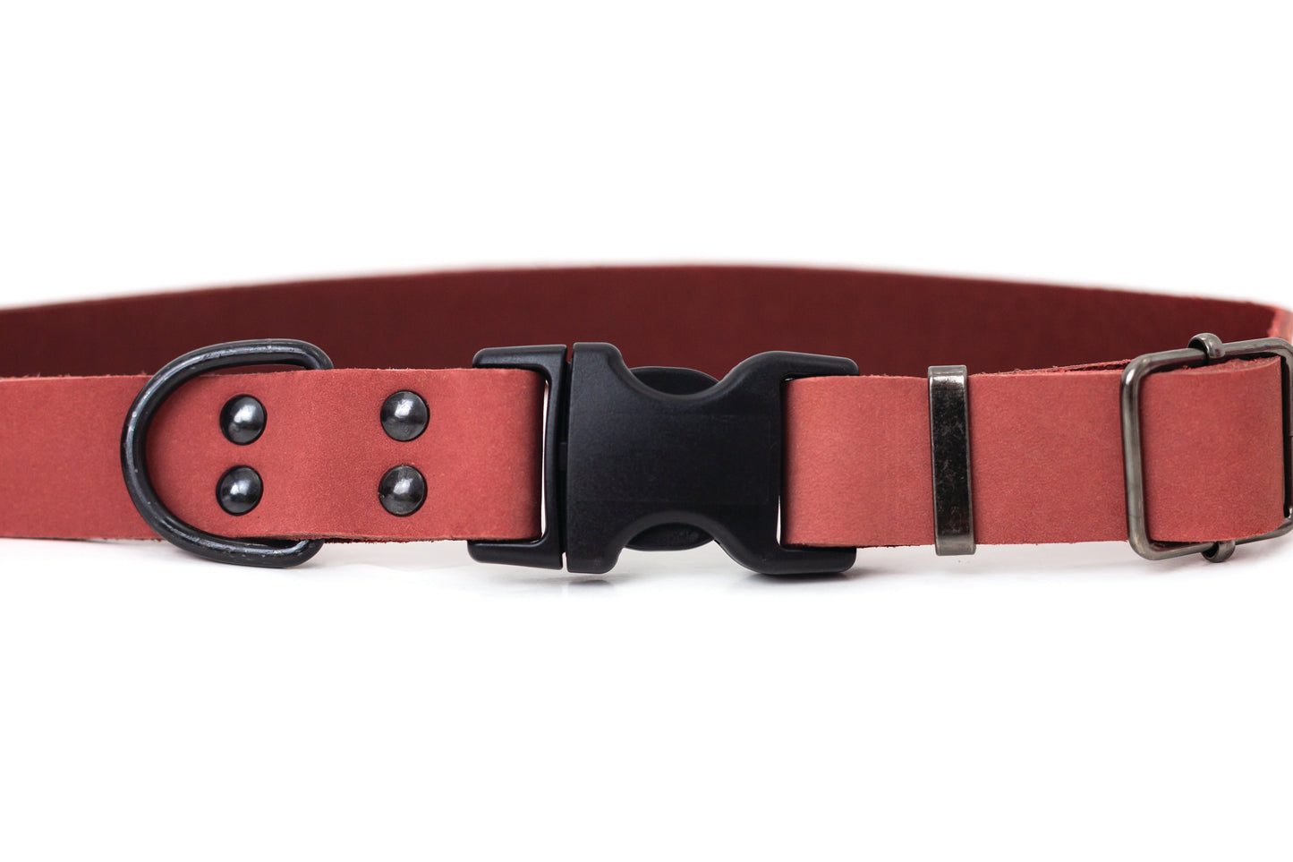 Sporty Coral Reef Leather Collar